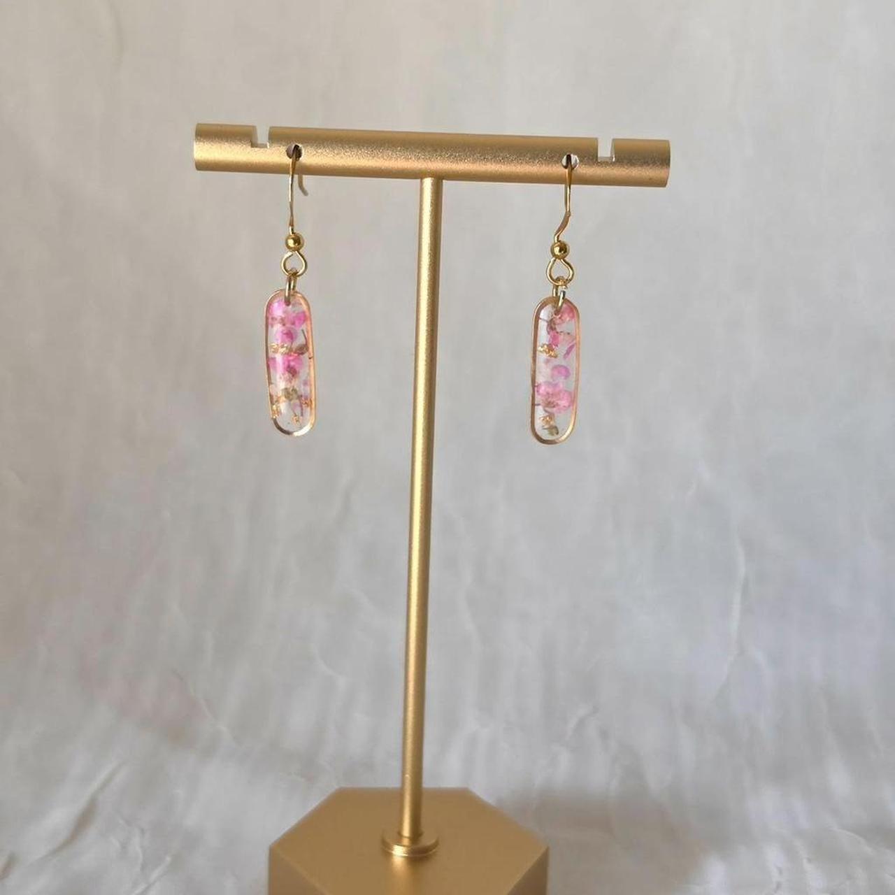 Pink and Green Oval Pressed Flower Resin Earrings – Handmade Fairycore Jewelry with Gold Flakes