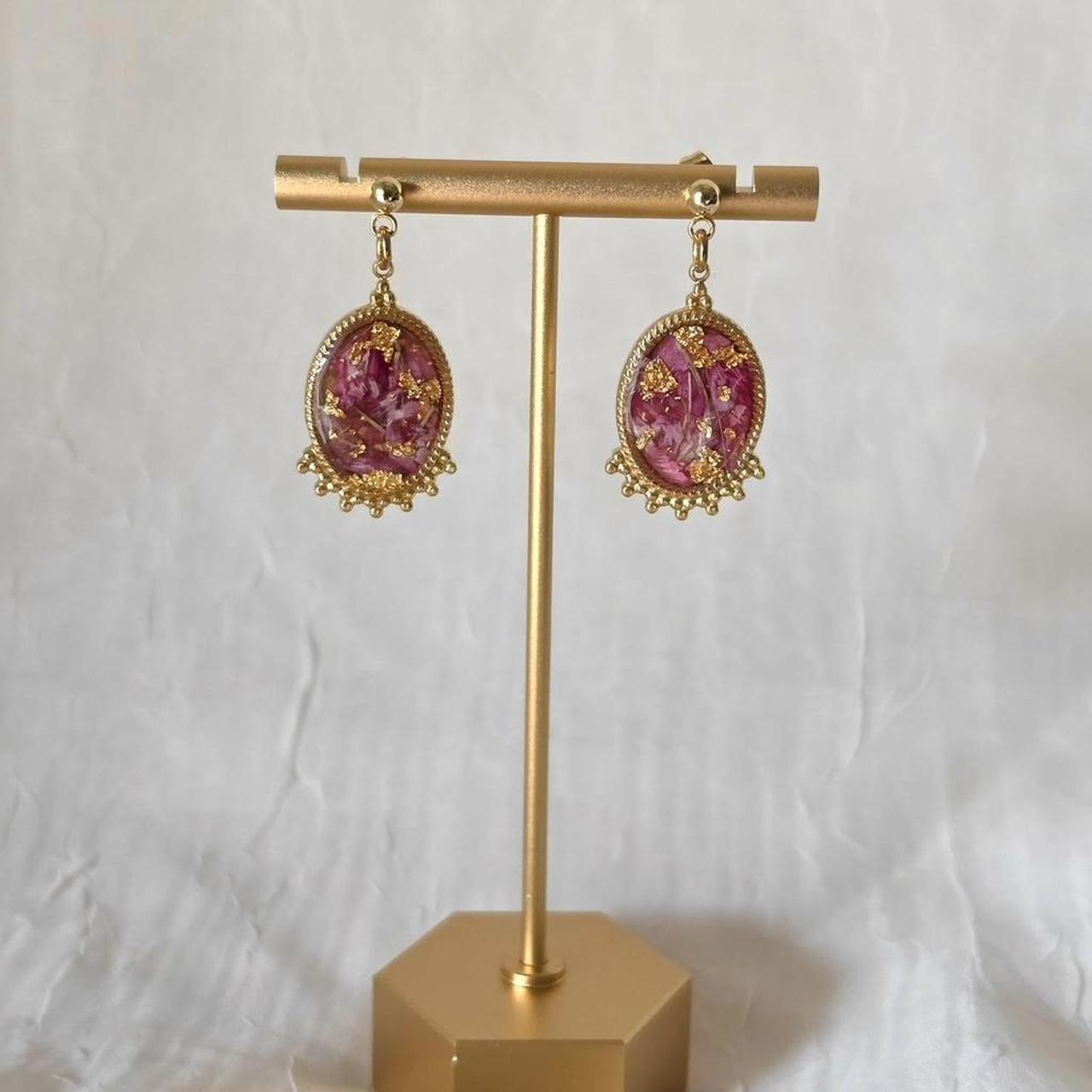 Garden Dianthus Pressed Flower Earrings – Handmade Resin Cabochon with Real Homegrown Flowers