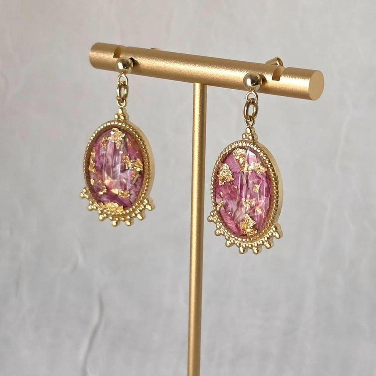 Garden Dianthus Pressed Flower Earrings – Handmade Resin Cabochon with Real Homegrown Flowers