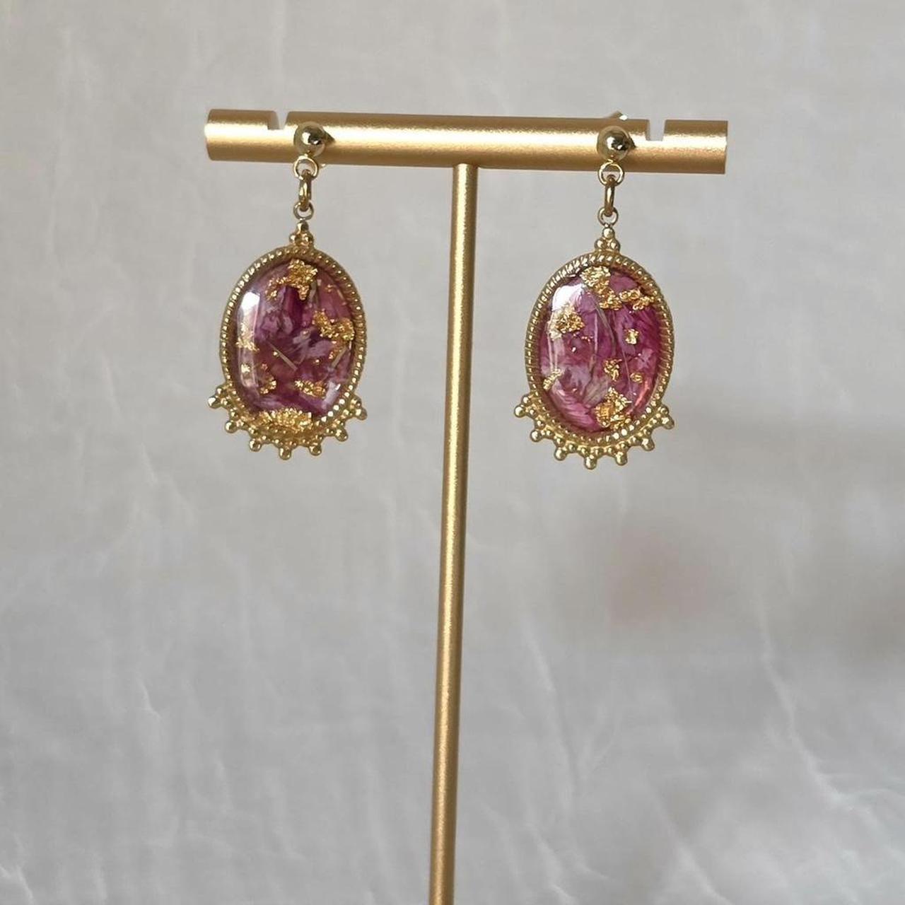 Garden Dianthus Pressed Flower Earrings – Handmade Resin Cabochon with Real Homegrown Flowers