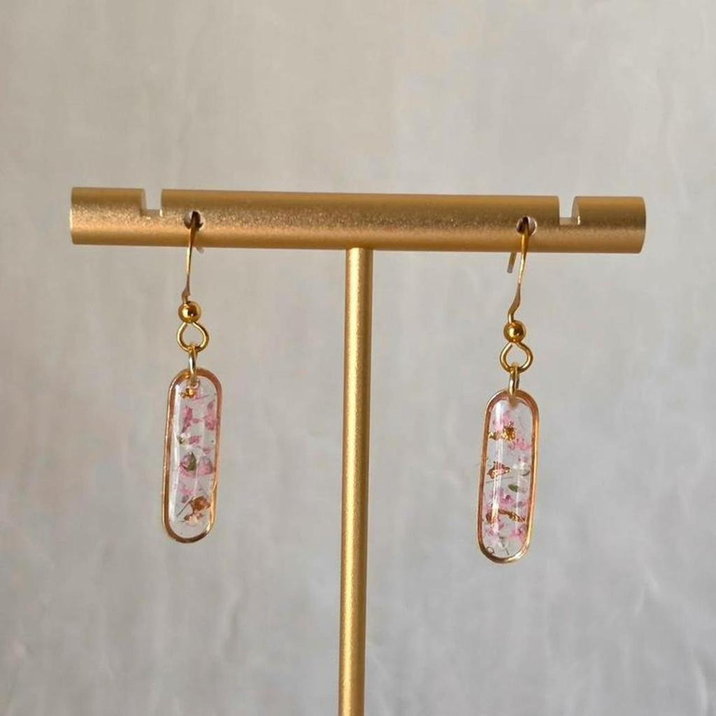 Small Pink Oval Pressed Flower Resin Earrings – Handmade Fairycore Jewelry with Gold Flakes