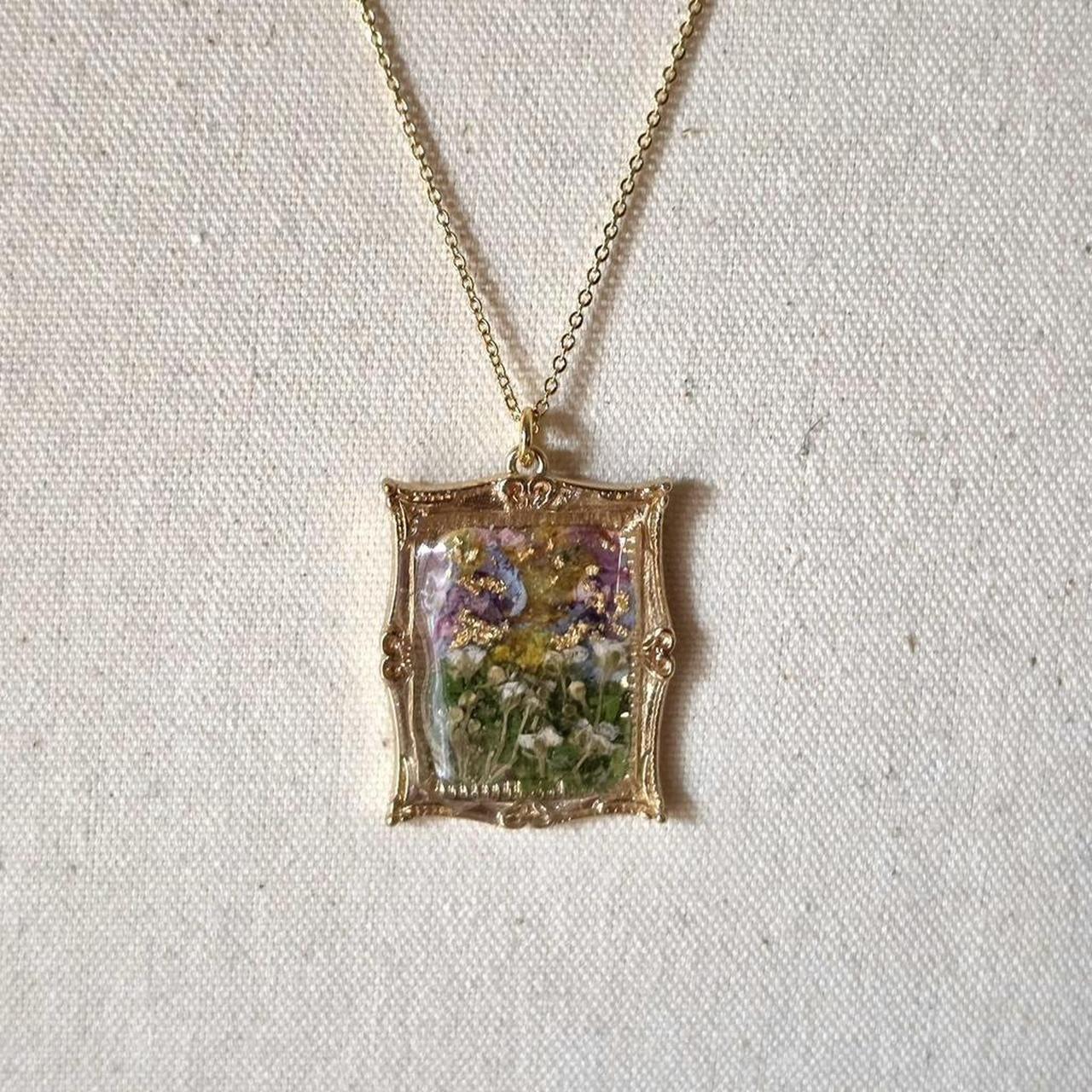 The Ethereal Garden Pressed Flower Resin Necklace – Handmade Vintage Bezel Pendant with Gold Flakes
