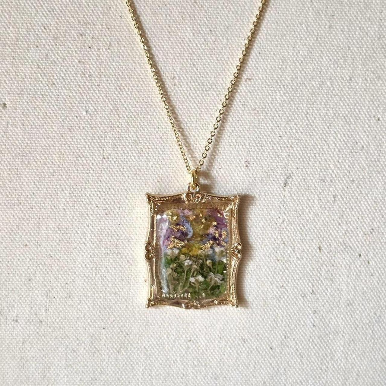 The Ethereal Garden Pressed Flower Resin Necklace – Handmade Vintage Bezel Pendant with Gold Flakes