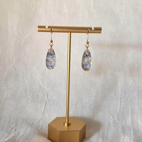 Forget-Me-Not Pressed Flower Earrings – Handmade Teardrop Resin Jewelry with Gold Flakes