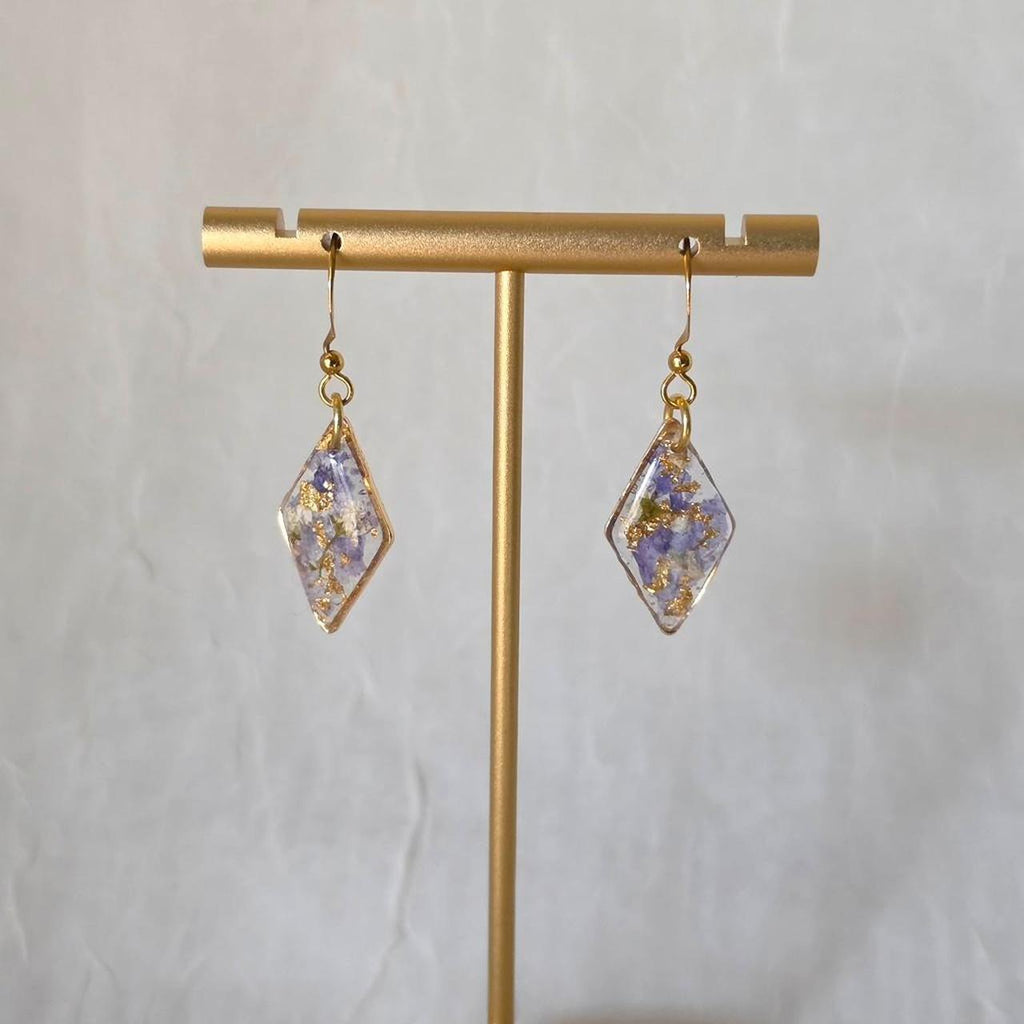 Blue Diamond Pressed Flower Resin Drop Earrings – Handmade Fairycore Jewelry with Gold Flakes