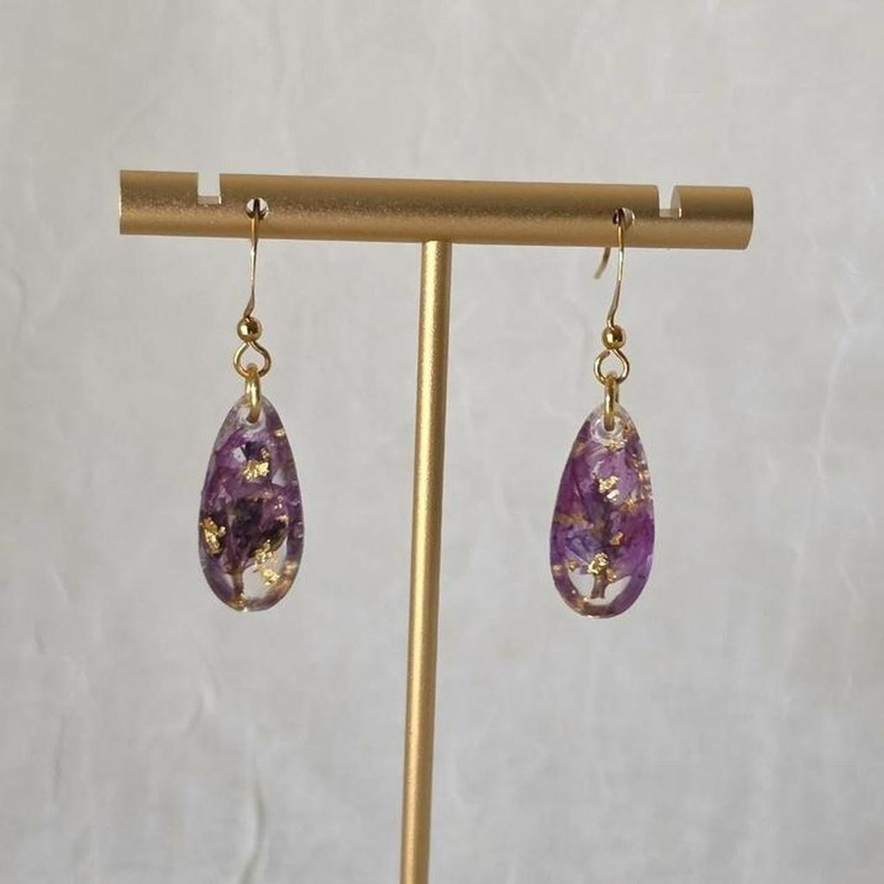 Purple Pressed Flower Resin Drop Earrings –  Handmade Teardrop Resin Jewelry with Gold Flakes
